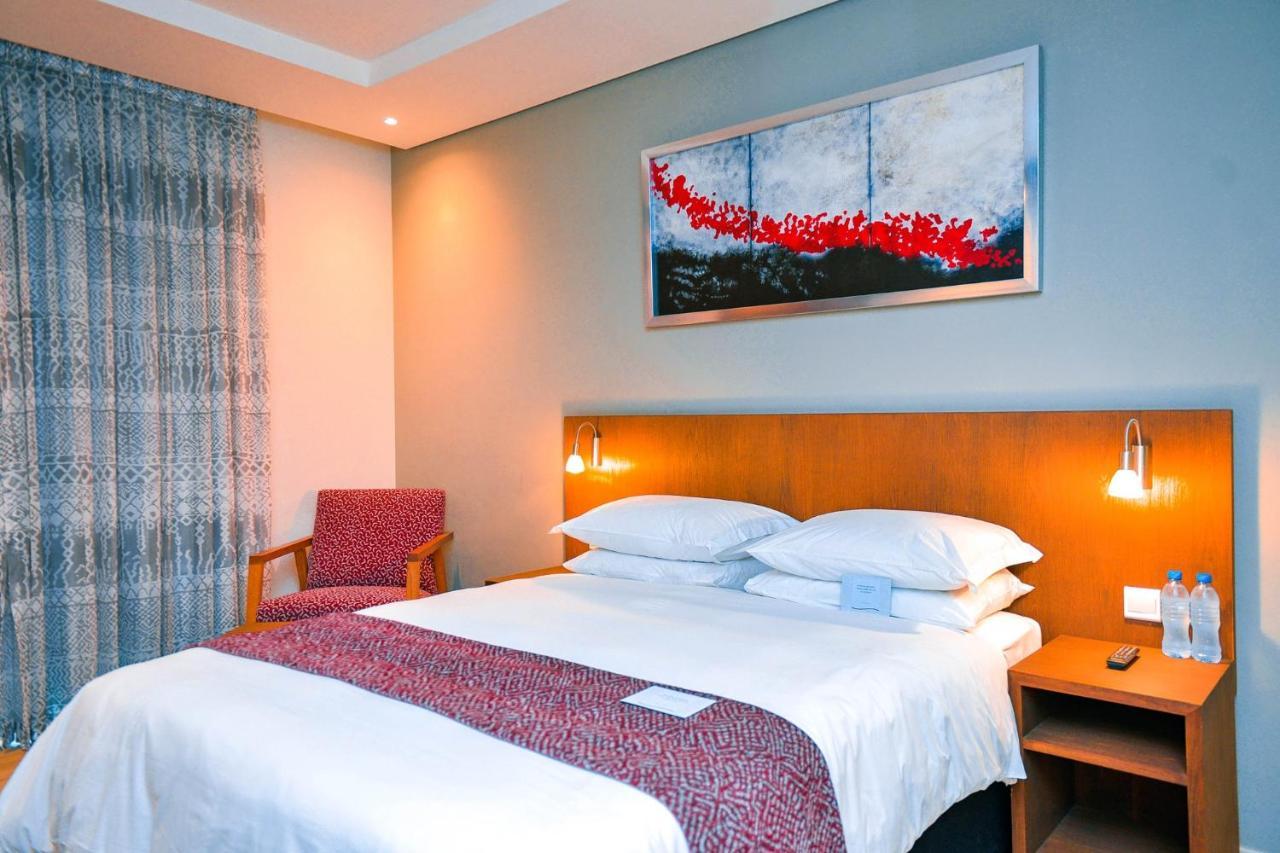 Отель Crowne Plaza - Dar Es Salaam By Ihg Экстерьер фото