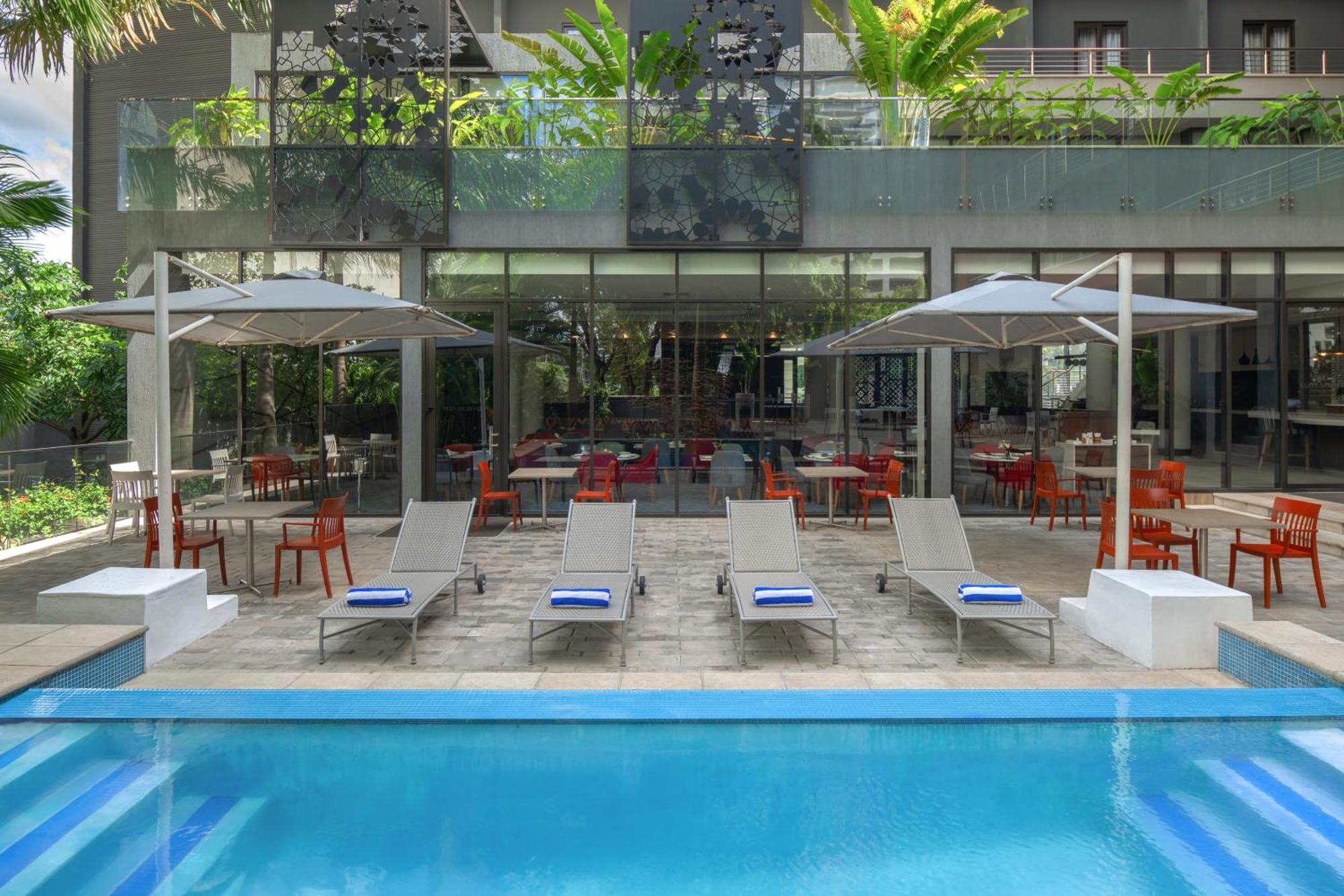 Отель Crowne Plaza - Dar Es Salaam By Ihg Экстерьер фото