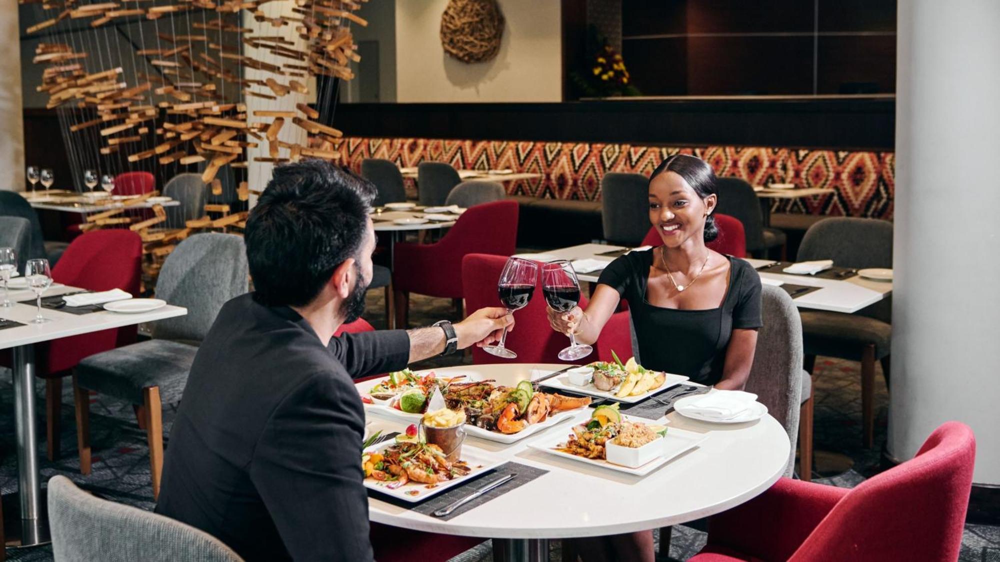 Отель Crowne Plaza - Dar Es Salaam By Ihg Экстерьер фото